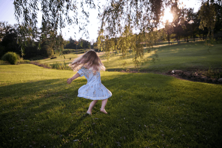 How to Reduce Heel Pain in Children 3 happy child min